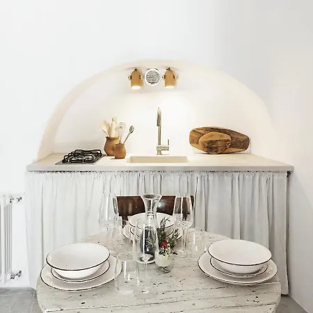 Trulli Del Bosco לינה וארוחת בוקר אלברובלו