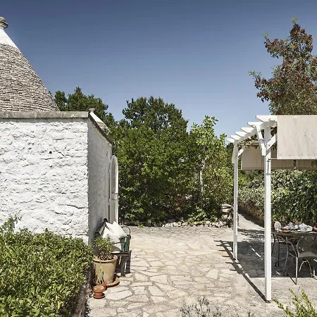 Trulli Del Bosco 4* אלברובלו