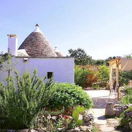 Bed & Breakfast Trulli Del Bosco 2*