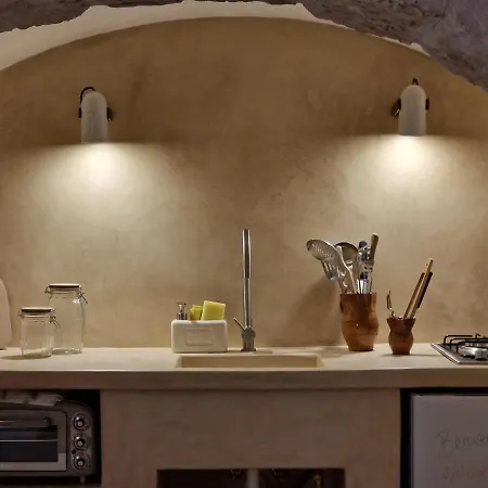 Trulli Del Bosco B&B 4*