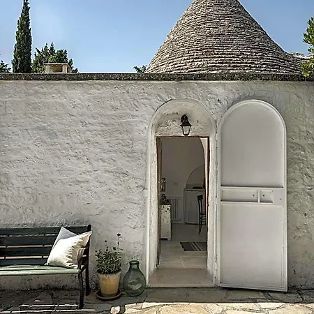 Trulli Del Bosco Bed & Breakfast 4*